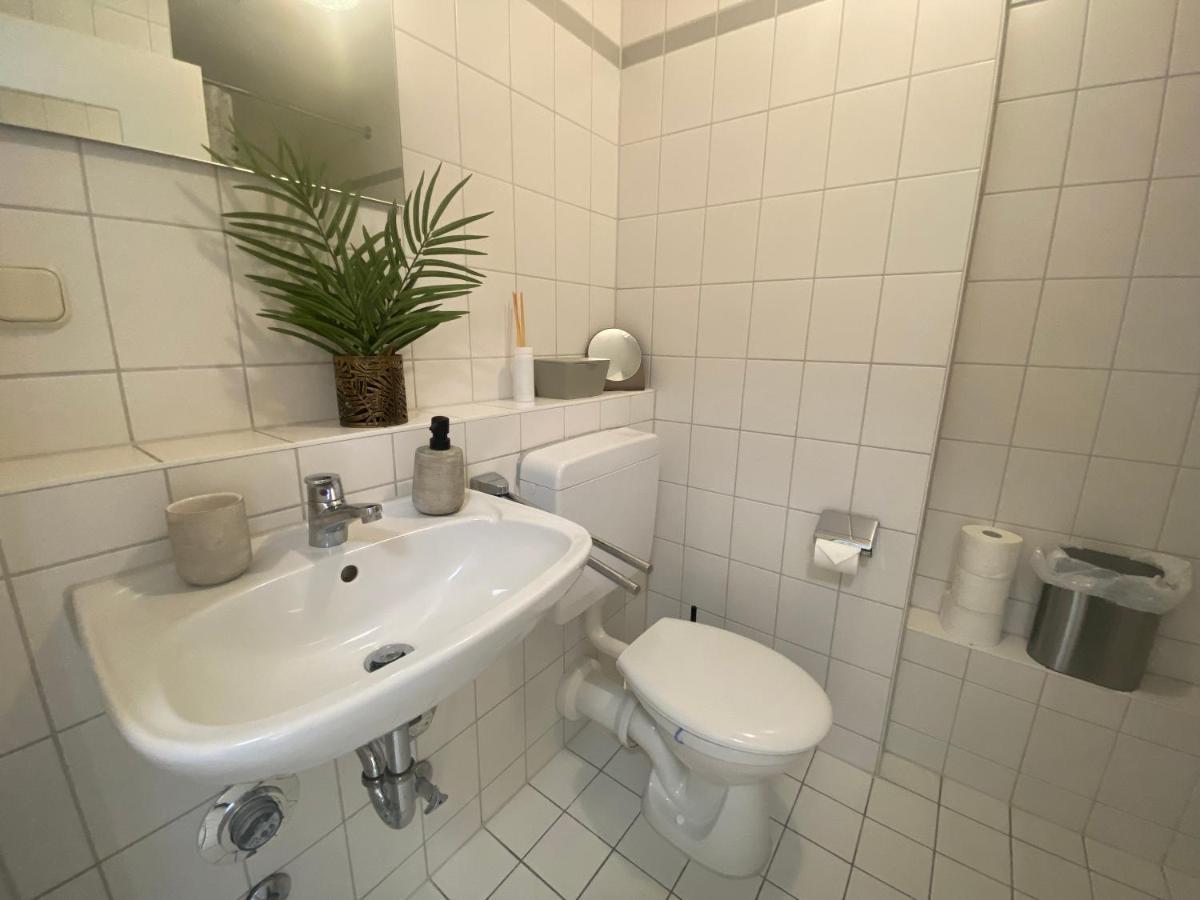 Charming Apartment - Balcony - Wifi - Kitchen Magdeburg Luaran gambar